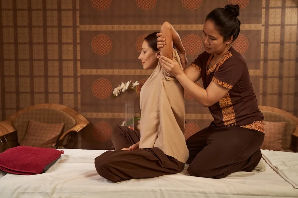 Traditional Thai Massage (without oil) Traditional Thai Massage (without oil)